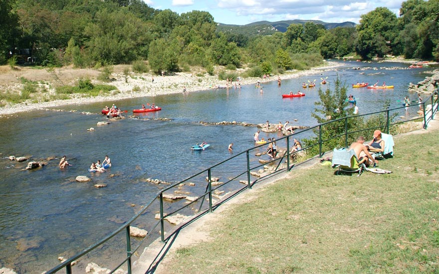 Le Provençal Ródano-Alpes - Vallon-Pont-d'Arc visuel 4/10 Le Provençal Ródano-Alpes - Vallon-Pont-d'Arc visuel 4/10