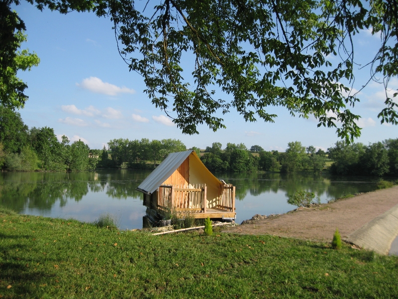 Le Saint-louis Aquitania - Lamontjoie visuel 3/3 Le Saint-louis Aquitania - Lamontjoie visuel 3/3