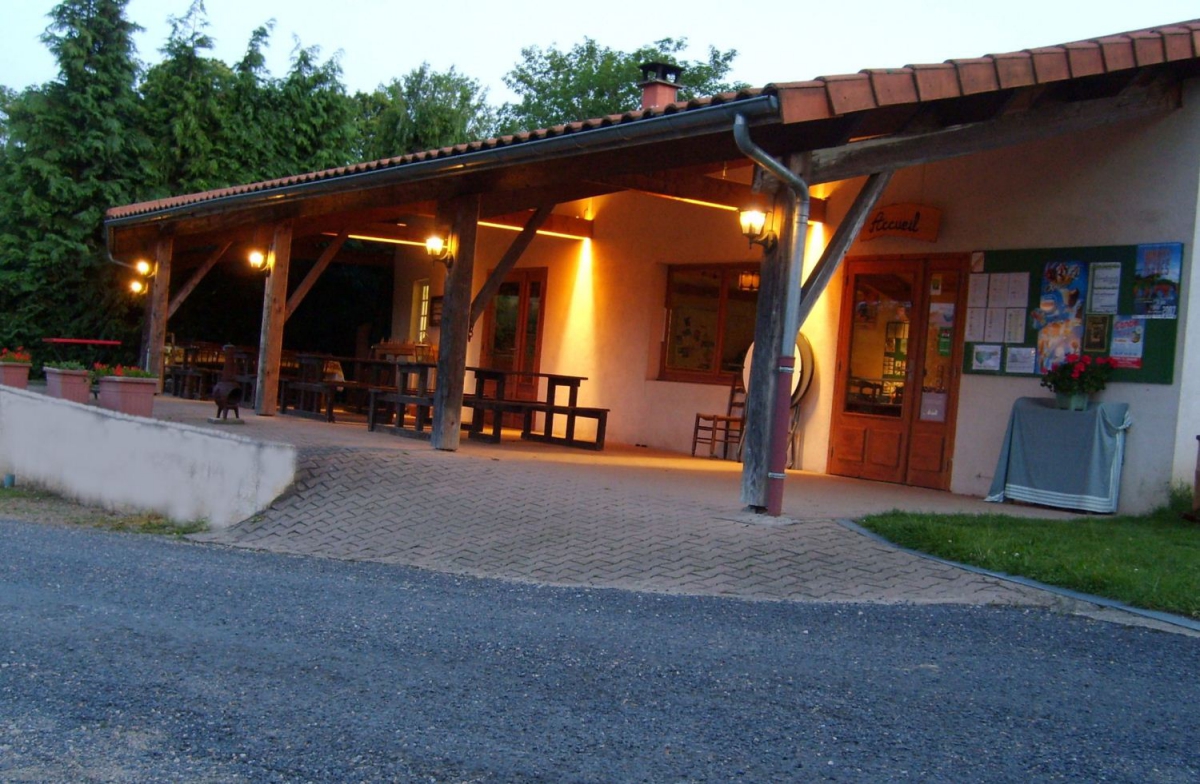 Les Chelles Auvernia - Olliergues visuel 4/8 Les Chelles Auvernia - Olliergues visuel 4/8