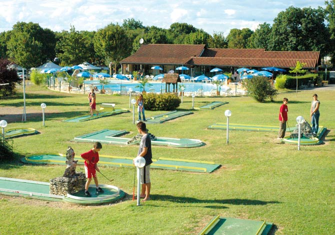 Les Cigales Provenza-Alpes-Costa Azul - Mandelieu-la-Napoule visuel 2/8 Les Cigales Provenza-Alpes-Costa Azul - Mandelieu-la-Napoule visuel 2/8