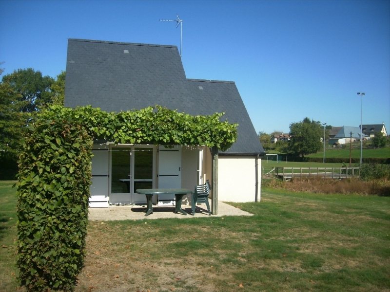 l'Etang aux Hirondelles Auvernia - Marcolès visuel 3/4 l'Etang aux Hirondelles Auvernia - Marcolès visuel 3/4