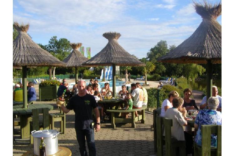 L'Etang des Haizes Baja Normandía - La Haye-du-Puits visuel 2/10 L'Etang des Haizes Baja Normandía - La Haye-du-Puits visuel 2/10