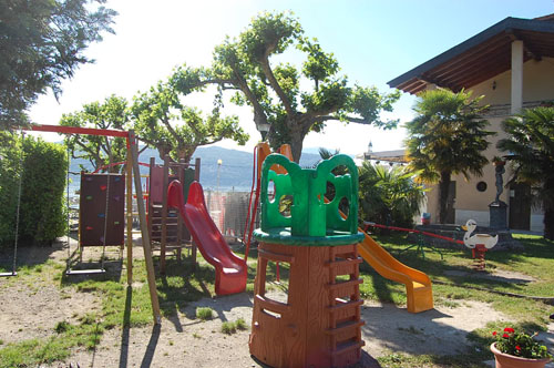 Lido di Monvalle Lombardía - Monvalle visuel 7/9 Lido di Monvalle Lombardía - Monvalle visuel 7/9