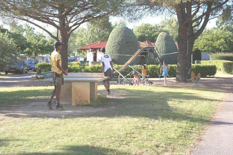 Lou Vincen Languedoc-Rosellón - Vallabrègues visuel 2/6 Lou Vincen Languedoc-Rosellón - Vallabrègues visuel 2/6