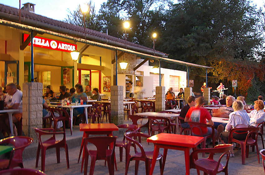 Mazet Plage Ródano-Alpes - Berrias et Casteljau visuel 6/9 Mazet Plage Ródano-Alpes - Berrias et Casteljau visuel 6/9