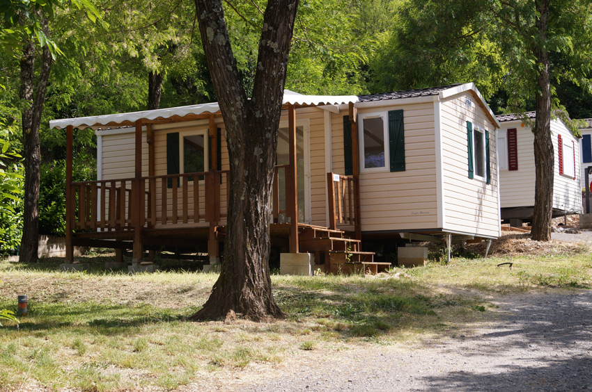 Mazet Plage Ródano-Alpes - Berrias et Casteljau visuel 8/9 Mazet Plage Ródano-Alpes - Berrias et Casteljau visuel 8/9