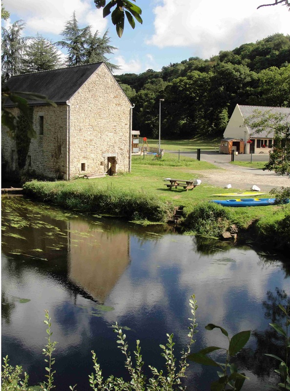 Milin Kerhé Bretaña - Pabu visuel 3/8 Milin Kerhé Bretaña - Pabu visuel 3/8