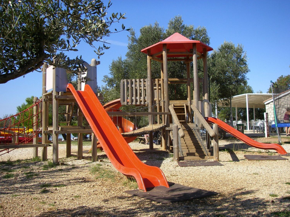 Paklenica Dalmacia - Starigrad visuel 8/10