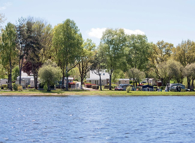 Port de Neuvic Limosín - Neuvic visuel 2/9 Port de Neuvic Limosín - Neuvic visuel 2/9