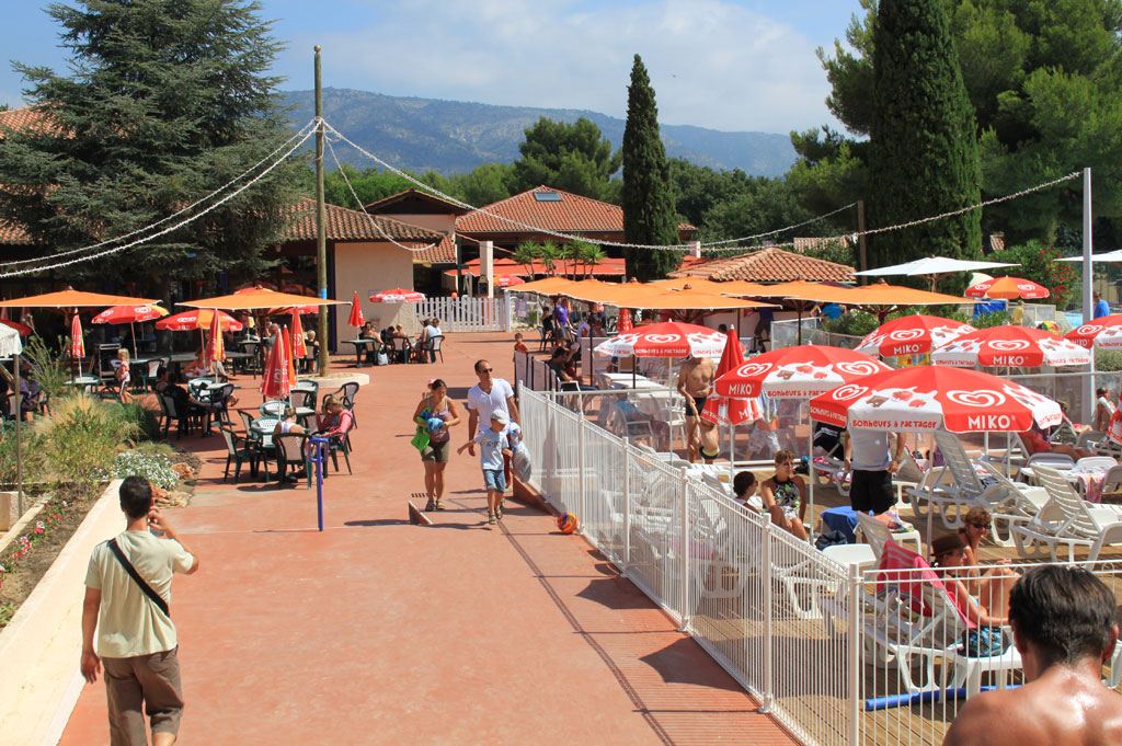 Village Vacances La Manne Gîtes Provenza-Alpes-Costa Azul - Bormes-les-Mimosas visuel 3/5 Village Vacances La Manne Gîtes Provenza-Alpes-Costa Azul - Bormes-les-Mimosas visuel 3/5