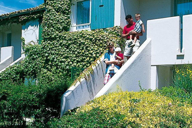 Village Vacances La Salicorne Poitou-Charentes - Ars-en-Ré visuel 5/8 Village Vacances La Salicorne Poitou-Charentes - Ars-en-Ré visuel 5/8