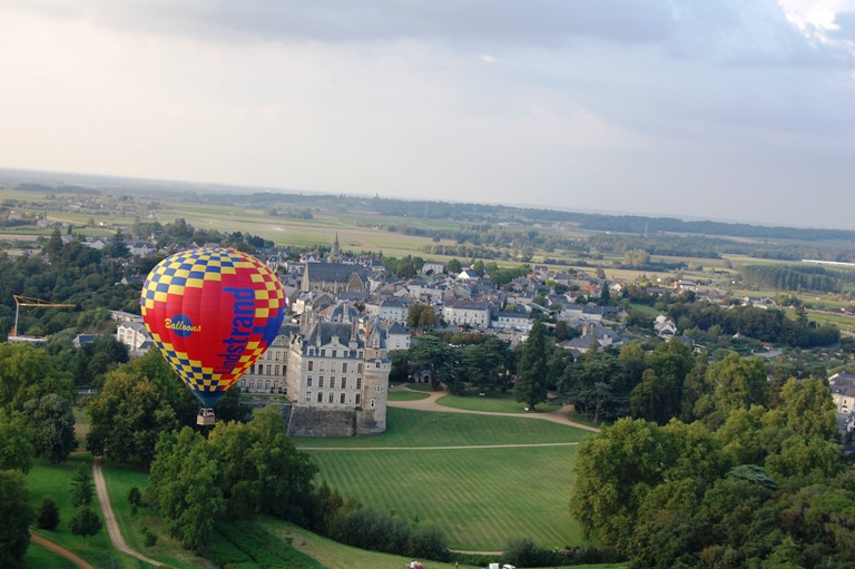 Voiles d'Anjou Países del Loira - Les Rosiers sur Loire visuel 9/11 Voiles d'Anjou Países del Loira - Les Rosiers sur Loire visuel 9/11
