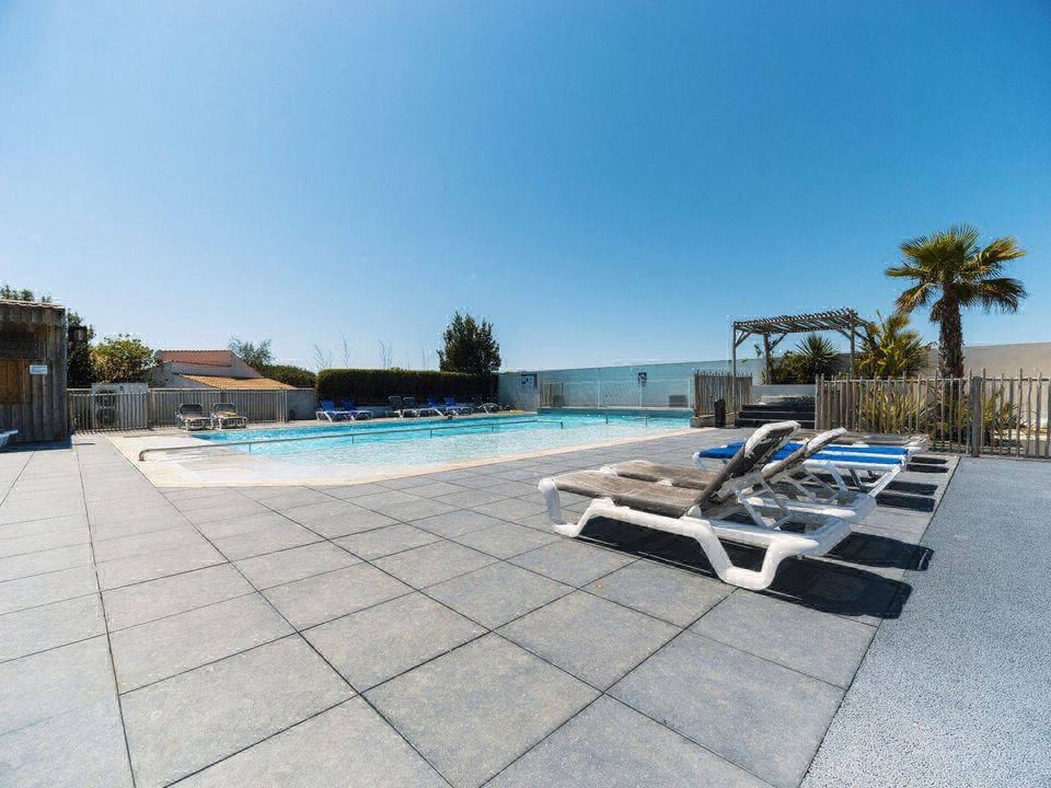 Au Petit Port de l'Houmeau Poitou-Charentes - L'Houmeau visuel 4/12 Au Petit Port de l'Houmeau Poitou-Charentes - L'Houmeau visuel 4/12