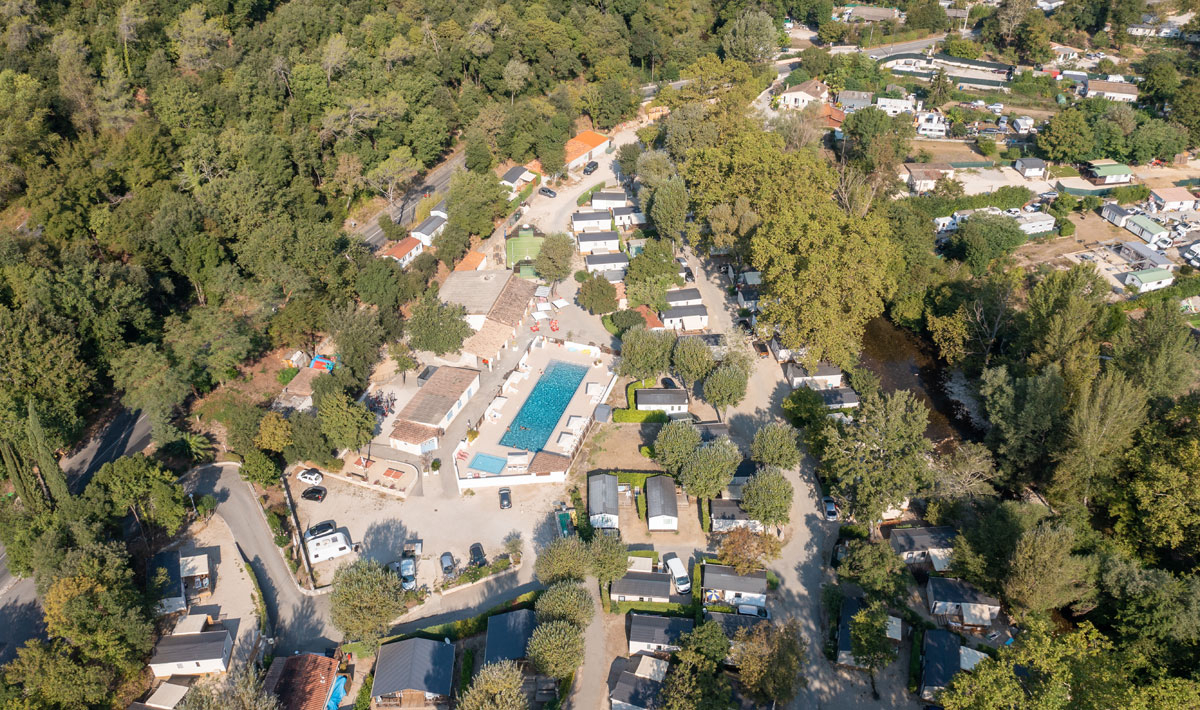 Au Vallon Rouge Provenza-Alpes-Costa Azul - La Colle-sur-Loup visuel 2/25 Au Vallon Rouge Provenza-Alpes-Costa Azul - La Colle-sur-Loup visuel 2/25