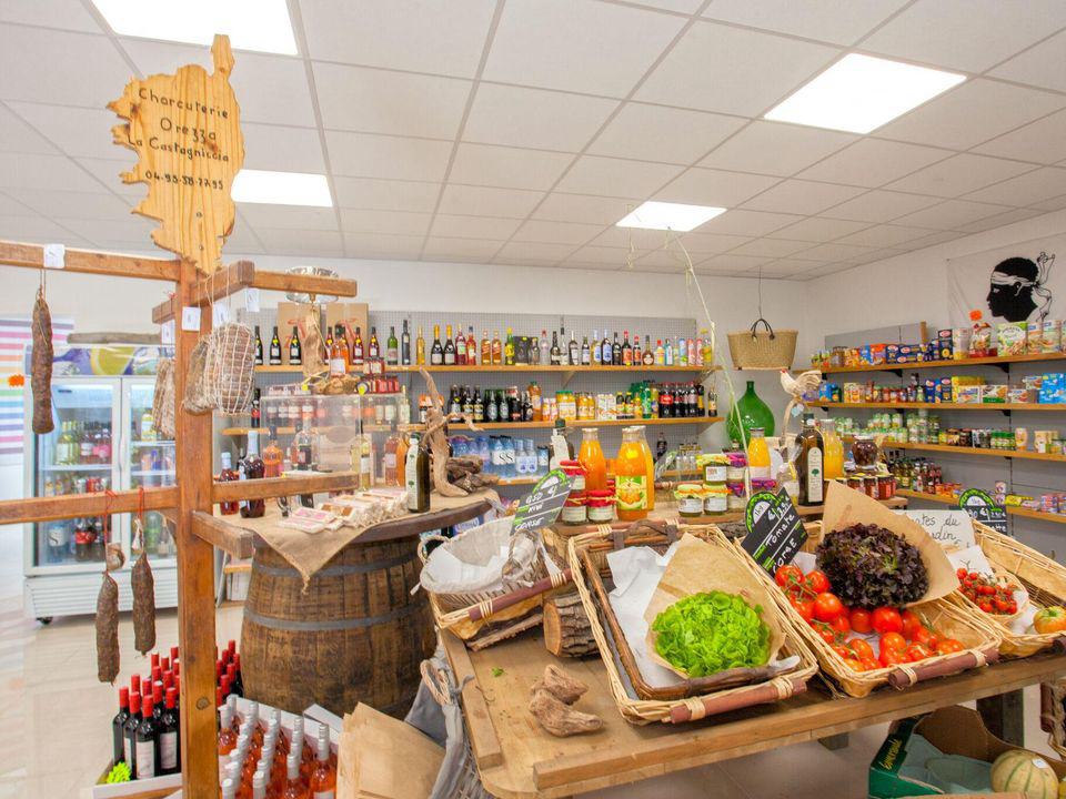 Bagheera Domaine Naturiste - Córcega - Bravone visuel 4/8 Bagheera Domaine Naturiste - Córcega - Bravone visuel 4/8