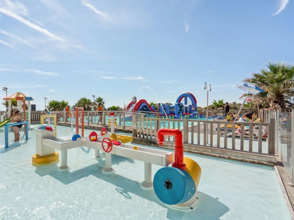 Bleu Marine Languedoc-Rosellón - Sérignan visuel 13/27 Bleu Marine Languedoc-Rosellón - Sérignan visuel 13/27