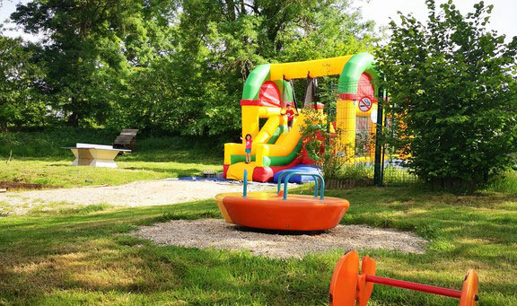 Camping de Mépillat Ródano-Alpes - Saint-Nizier-le-Bouchoux visuel 5/13 Camping de Mépillat Ródano-Alpes - Saint-Nizier-le-Bouchoux visuel 5/13