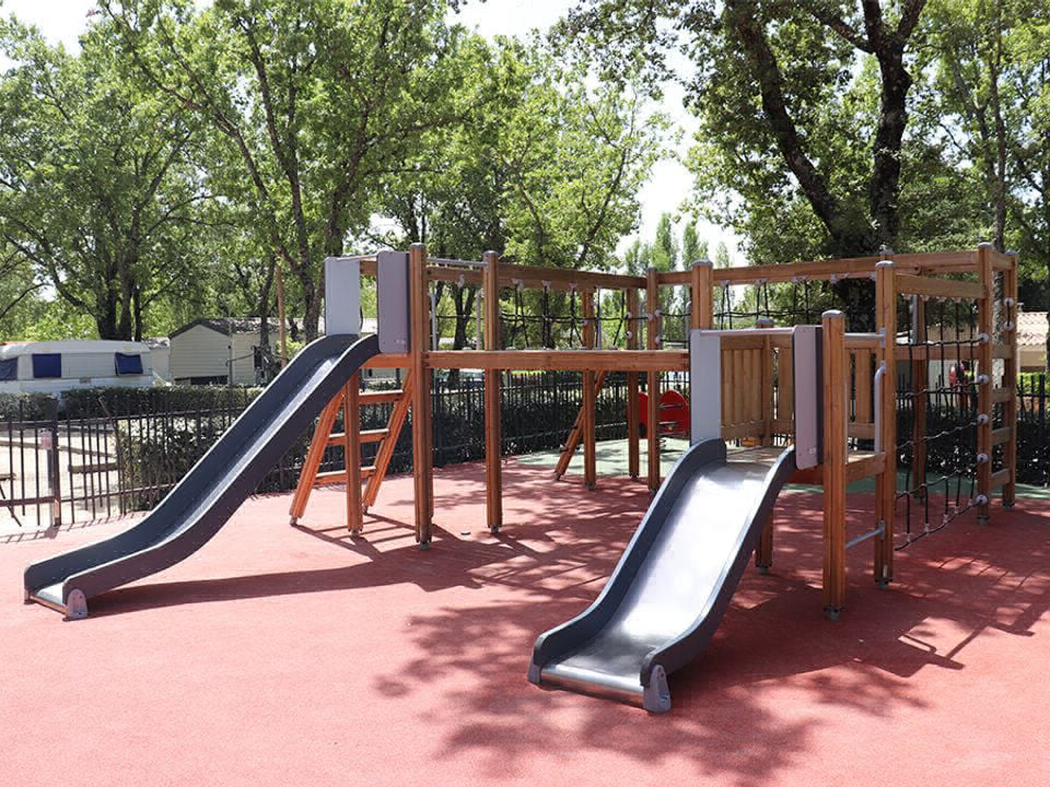 International Camping Provenza-Alpes-Costa Azul - Aups visuel 10/13 International Camping Provenza-Alpes-Costa Azul - Aups visuel 10/13