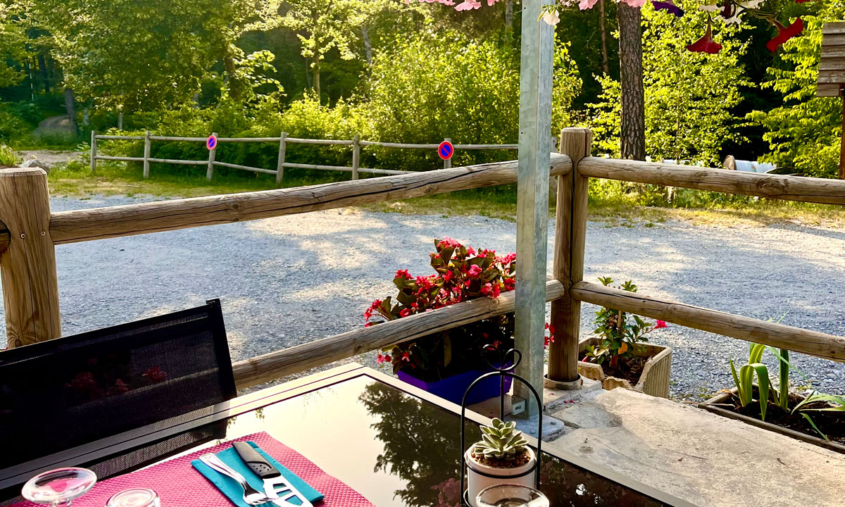 La Pierre de l'Aigle Provenza-Alpes-Costa Azul - La Bréole visuel 5/6 La Pierre de l'Aigle Provenza-Alpes-Costa Azul - La Bréole visuel 5/6