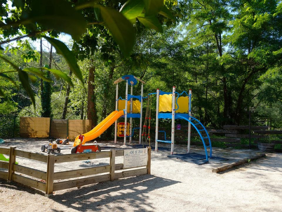 Le Barutel Ródano-Alpes - Meyras visuel 3/6 Le Barutel Ródano-Alpes - Meyras visuel 3/6