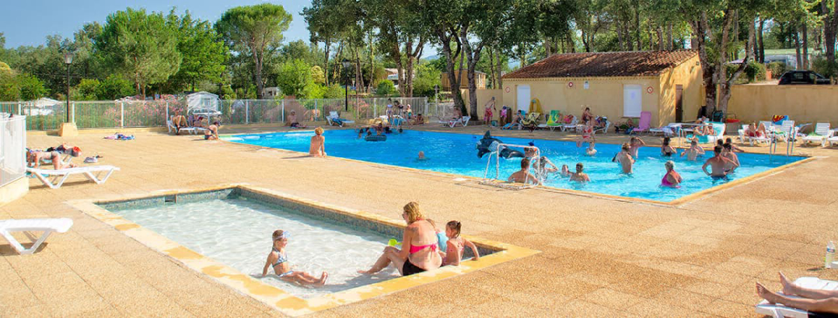 Le Provençal Provenza-Alpes-Costa Azul - Saint-Maximin-la-Sainte-Baume visuel 3/13 Le Provençal Provenza-Alpes-Costa Azul - Saint-Maximin-la-Sainte-Baume visuel 3/13