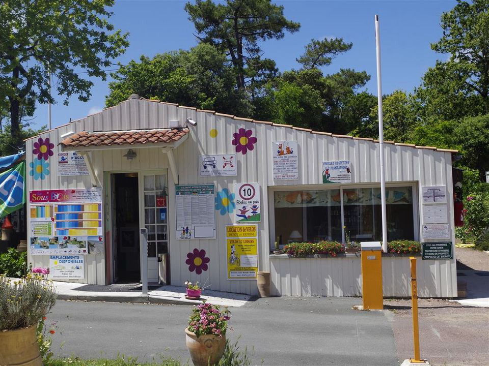 Le Sous Bois Poitou-Charentes - Saint-Pierre-d'Oléron visuel 2/11 Le Sous Bois Poitou-Charentes - Saint-Pierre-d'Oléron visuel 2/11