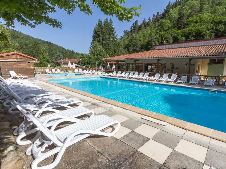 Le Vaubarlet Auvernia - Sainte-Sigolène visuel 1/9 Le Vaubarlet Auvernia - Sainte-Sigolène visuel 1/9