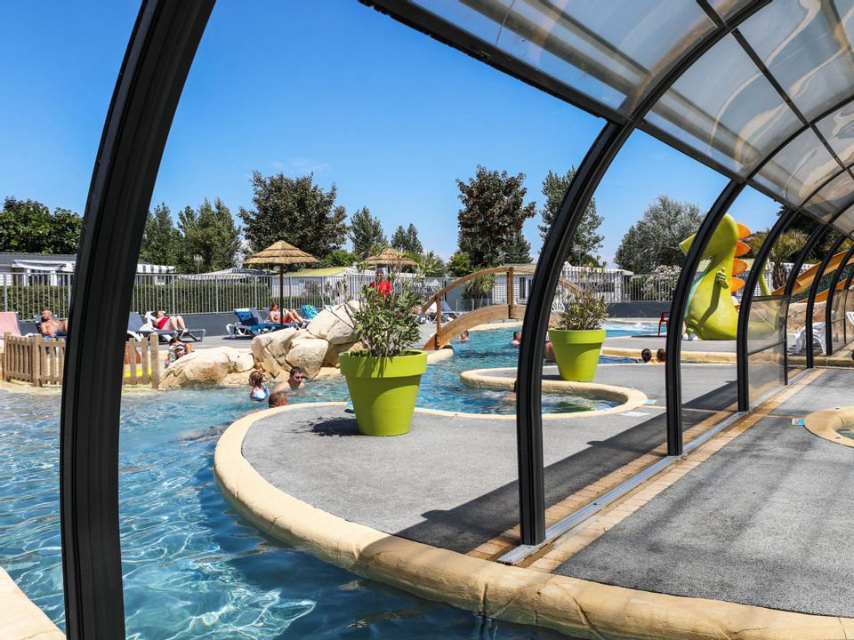 Les Dinosaures Países del Loira - Talmont-Saint-Hilaire visuel 6/18 Les Dinosaures Países del Loira - Talmont-Saint-Hilaire visuel 6/18