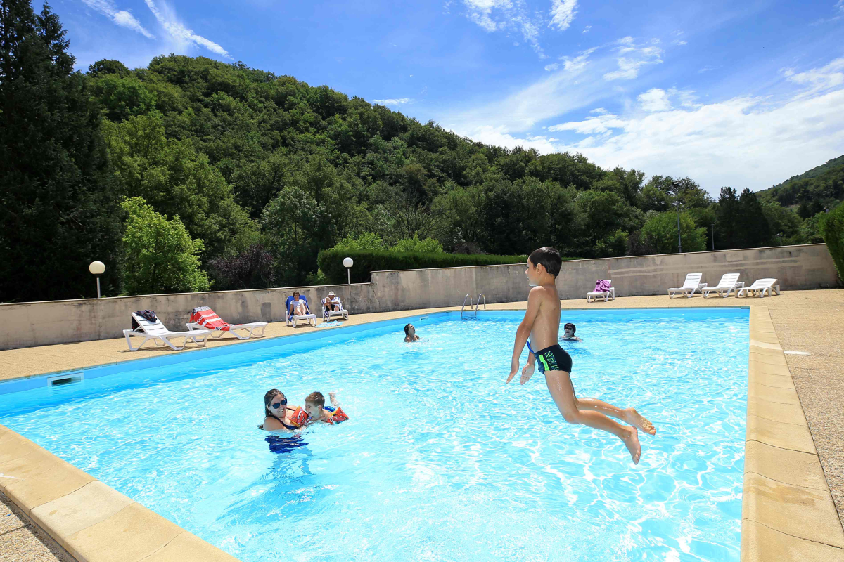 Les Eaux Vives Mediodía-Pirineos - Latouille-Lentillac visuel 2/2 Les Eaux Vives Mediodía-Pirineos - Latouille-Lentillac visuel 2/2