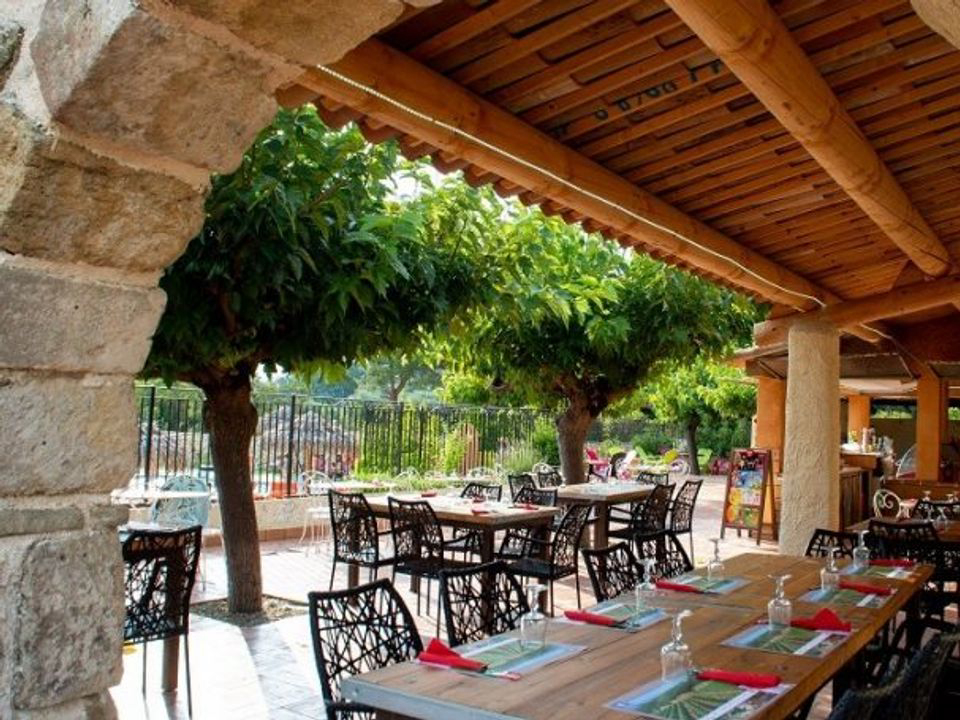 Les Hautes Prairies Provenza-Alpes-Costa Azul - Lourmarin visuel 4/7 Les Hautes Prairies Provenza-Alpes-Costa Azul - Lourmarin visuel 4/7