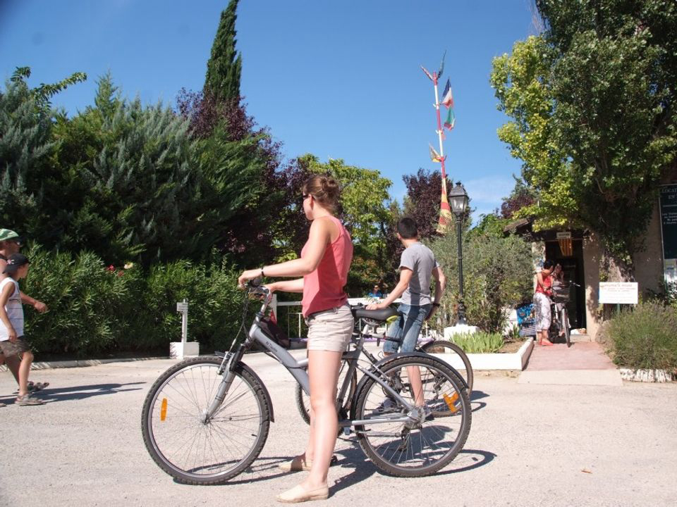 Les Hautes Prairies Provenza-Alpes-Costa Azul - Lourmarin visuel 5/7 Les Hautes Prairies Provenza-Alpes-Costa Azul - Lourmarin visuel 5/7