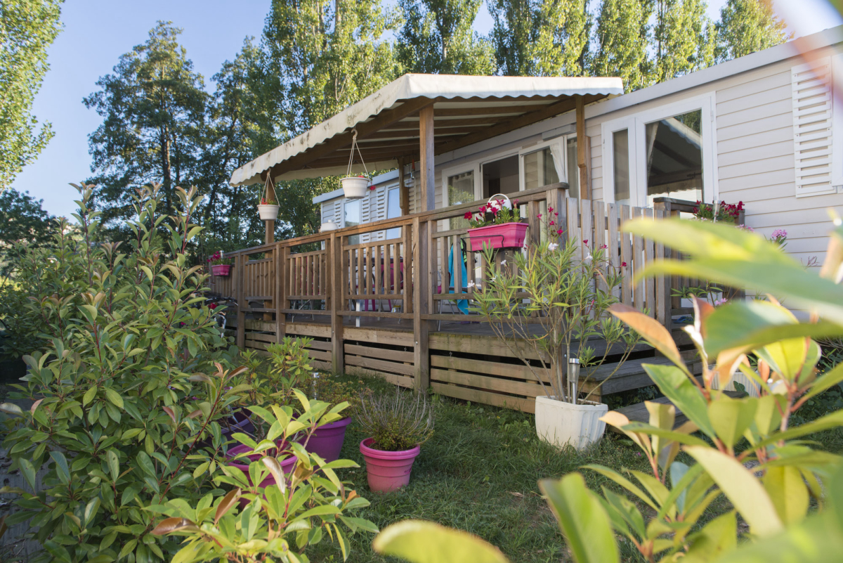 Rives de Condrieu Ródano-Alpes - Condrieu visuel 4/13 Rives de Condrieu Ródano-Alpes - Condrieu visuel 4/13