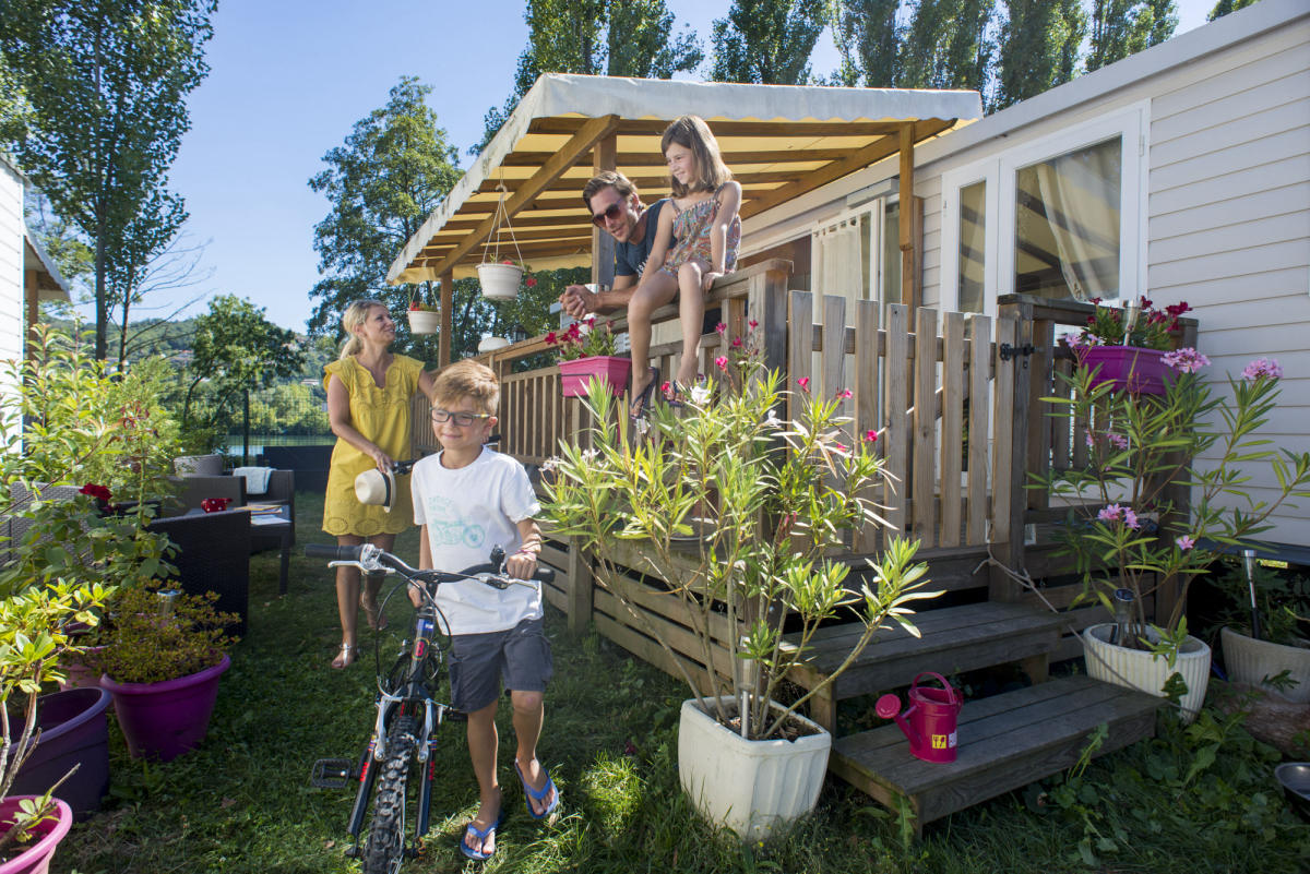 Rives de Condrieu Ródano-Alpes - Condrieu visuel 2/13 Rives de Condrieu Ródano-Alpes - Condrieu visuel 2/13