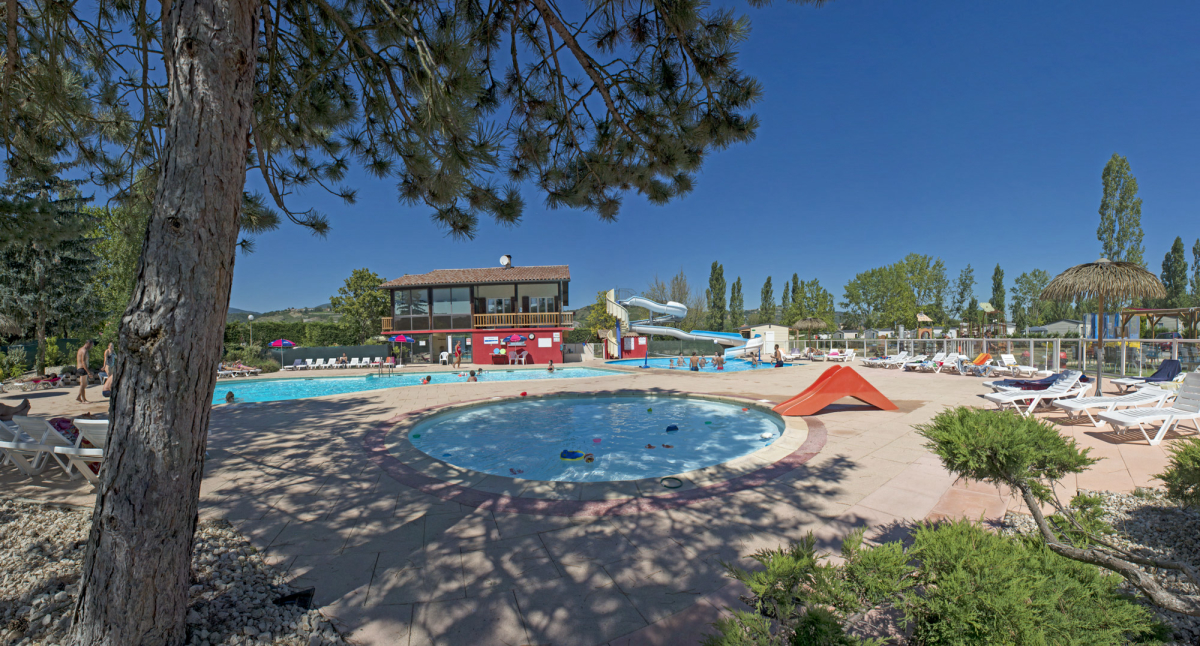 Rives de Condrieu Ródano-Alpes - Condrieu visuel 6/13 Rives de Condrieu Ródano-Alpes - Condrieu visuel 6/13