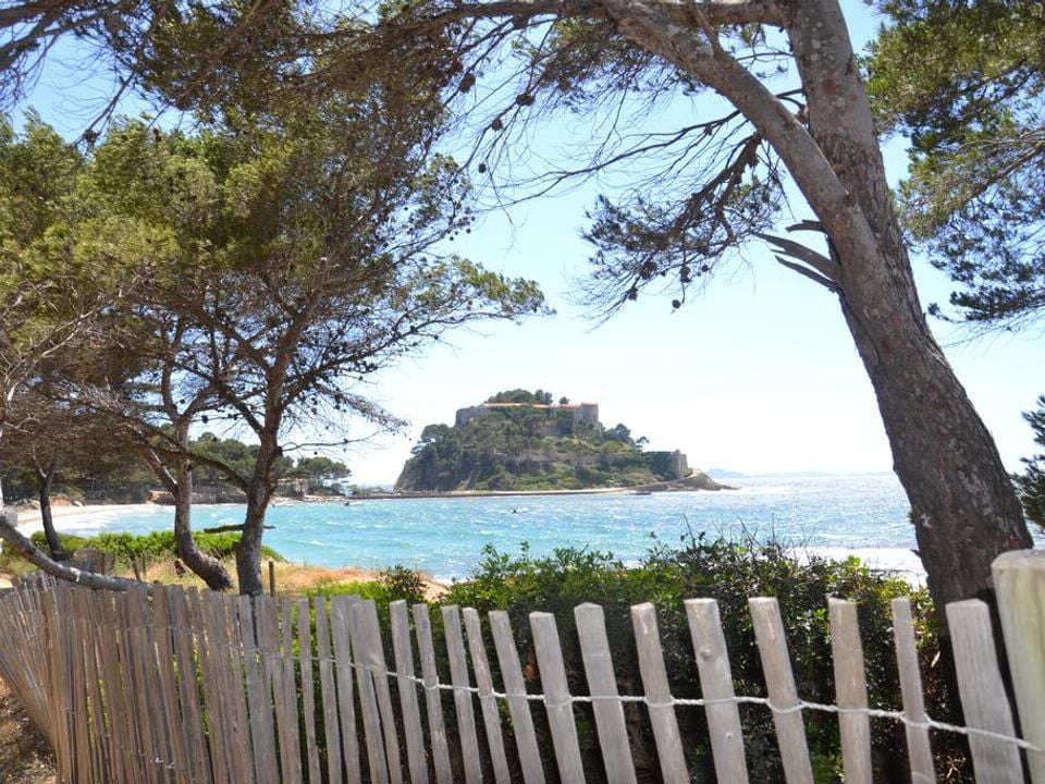 Parc Valrose Provenza-Alpes-Costa Azul - La Londe-les-Maures visuel 7/7 Parc Valrose Provenza-Alpes-Costa Azul - La Londe-les-Maures visuel 7/7