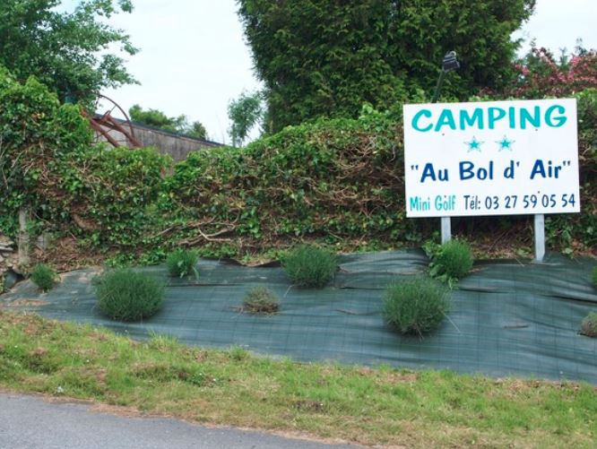 Camping Au Bol D'air - Sémeries