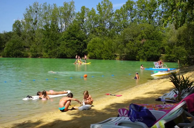 Camping Le Chêne du Lac - Bayas