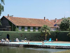 Camping Château de la Pérouze - Saint-Sorlin-en-Valloire