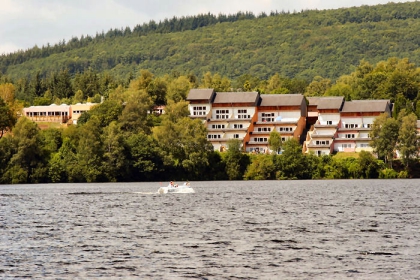 Camping Le Domaine de Pierrefitte - Beaumont du Lac