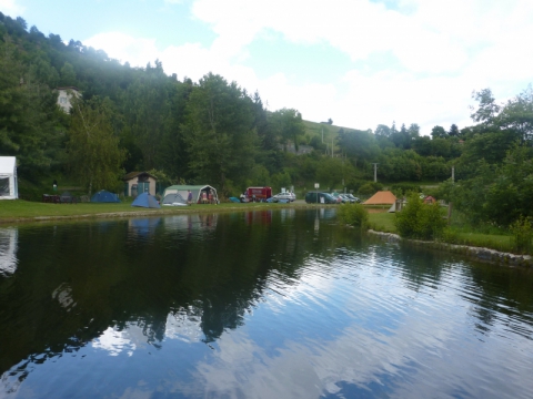 Camping Les Reignières - Saint-Sauveur-en-Rue