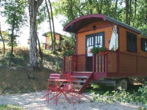 Camping Les Roulottes d'Escapa - Estipouy