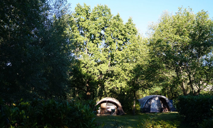 Camping L'oree Du Lac - VILLEREST